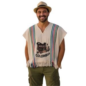 Medellin Columbia Wool Traditional Poncho Fringes 27x54